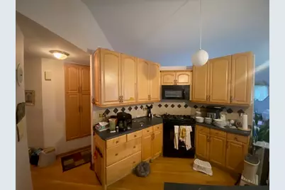 761 Laguna Road, Crystal Lake, IL 60014 - Photo 2
