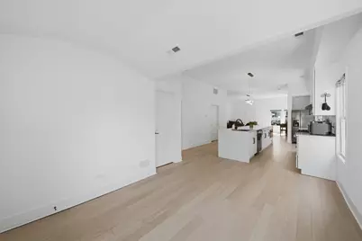 11154 S Troy Street, Chicago, IL 60655 - Photo 4