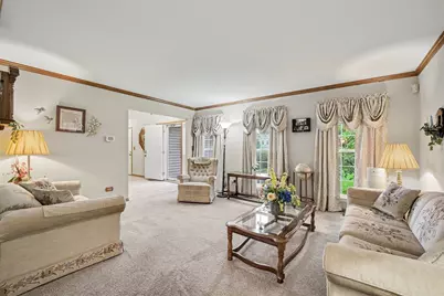 915 Joan Court, Naperville, IL 60540 - Photo 6