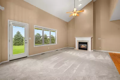 736 Dolores Lane, Sycamore, IL 60178 - Photo 18