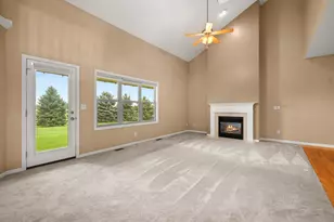 736 Dolores Ln, Sycamore, IL 60178 - Photo 18