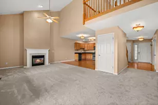 736 Dolores Ln, Sycamore, IL 60178 - Photo 16