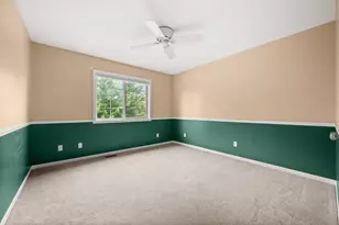 736 Dolores Ln, Sycamore, IL 60178 - Photo 28