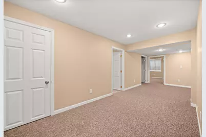 736 Dolores Lane, Sycamore, IL 60178 - Photo 32