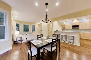 3228 W Warner Ave, Chicago, IL 60618 - Photo 6