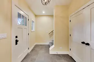 3228 W Warner Ave, Chicago, IL 60618 - Photo 2