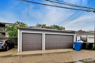 3228 W Warner Ave, Chicago, IL 60618 - Photo 26