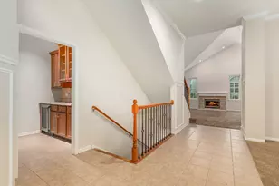 1179 Kingsley Ln, Aurora, IL 60505 - Photo 2