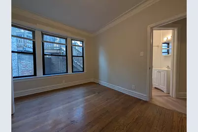 2647 N Sawyer Avenue #2, Chicago, IL 60647 - Photo 12