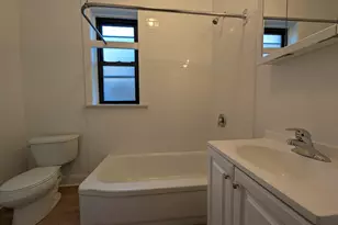 2647 N Sawyer Ave, Chicago, IL 60647 - Photo 16