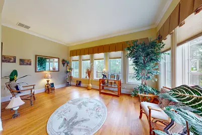 1043 Ridgeview Drive, Inverness, IL 60010 - Photo 10