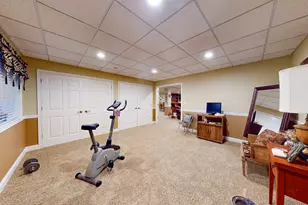 1043 Ridgeview Dr, Inverness, IL 60010 - Photo 30