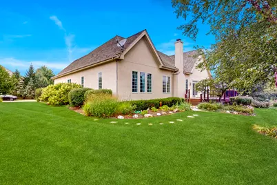 1043 Ridgeview Drive, Inverness, IL 60010 - Photo 2