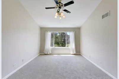 1325 Newport Street, Mundelein, IL 60060 - Photo 18