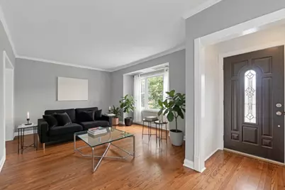 5830 N Nagle Avenue, Chicago, IL 60646 - Photo 2