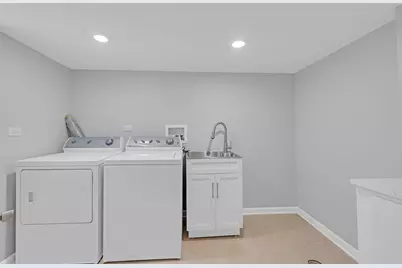 5830 N Nagle Avenue, Chicago, IL 60646 - Photo 28