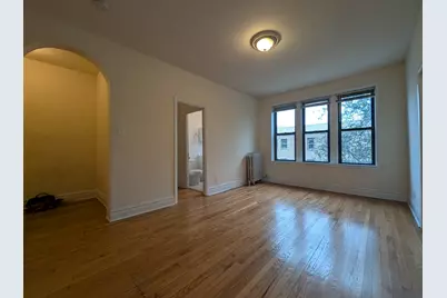 2704 N Sawyer Avenue #315, Chicago, IL 60647 - Photo 2