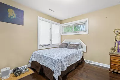 9002 S Parkside Avenue, Oak Lawn, IL 60453 - Photo 12