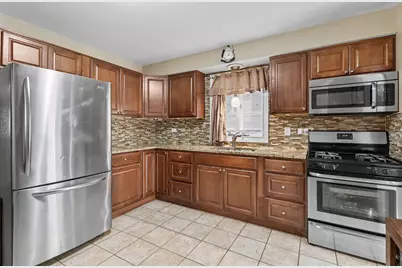 9002 S Parkside Avenue, Oak Lawn, IL 60453 - Photo 8