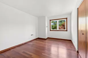 1727 Ellendale Dr, Northbrook, IL 60062 - Photo 10