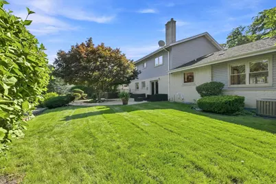 1727 Ellendale Drive, Northbrook, IL 60062 - Photo 26