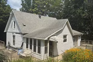 115 Valley St, Kewanee, IL 61443 - Photo 12