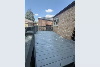 8926 S Paxton Avenue, Chicago, IL 60617 - Photo 26