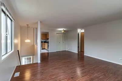 17 Dennis Court #773, Schaumburg, IL 60193 - Photo 4