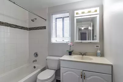 17 Dennis Court #773, Schaumburg, IL 60193 - Photo 12