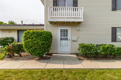 17 Dennis Court #773, Schaumburg, IL 60193 - Photo 2