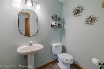 1246 Ivy Street, Dekalb, IL 60115 - Photo 18