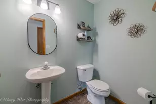 1246 Ivy St, Dekalb, IL 60115 - Photo 18