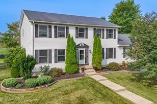 1246 Ivy St, Dekalb, IL 60115 - Photo 2
