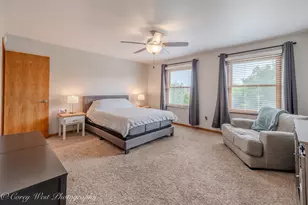 1246 Ivy St, Dekalb, IL 60115 - Photo 44