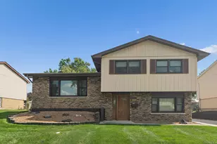 7527 163 St, Tinley Park, IL 60477 - Photo 2