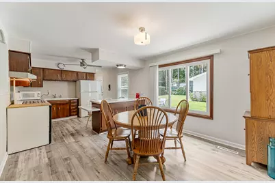 56 Birch Trail, Wheeling, IL 60090 - Photo 8