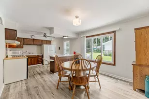 56 Birch Trail, Wheeling, IL 60090 - Photo 8