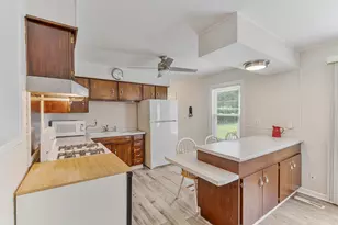 56 Birch Trail, Wheeling, IL 60090 - Photo 10