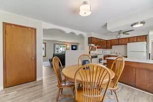 56 Birch Trail, Wheeling, IL 60090 - Photo 6