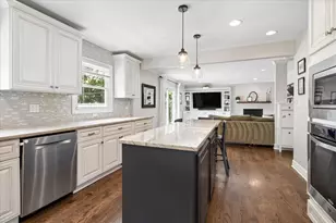 1668 Central Ave, Deerfield, IL 60015 - Photo 8