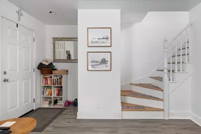 4844 N Harding Avenue, Chicago, IL 60625 - Photo 2