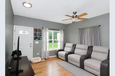310 Paige Street, Plano, IL 60545 - Photo 4