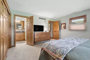 1655 Wagner Rd, Batavia, IL 60510 - Photo 12