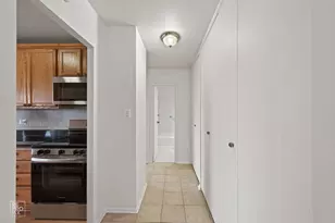 7141 N Kedzie Ave, Chicago, IL 60645 - Photo 6