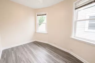 4857 W Berenice Ave, Chicago, IL 60641 - Photo 18