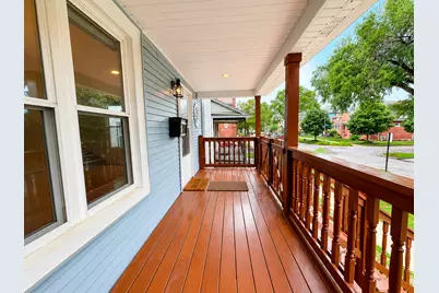 4857 W Berenice Avenue, Chicago, IL 60641 - Photo 2