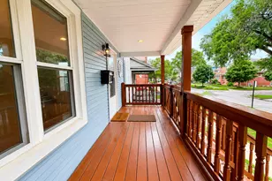 4857 W Berenice Ave, Chicago, IL 60641 - Photo 2