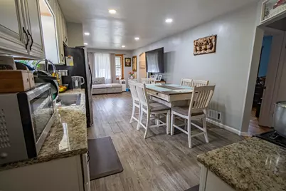 3837 Harvey Avenue, Berwyn, IL 60402 - Photo 6