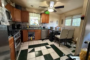 357 Serena Dr, Chicago Heights, IL 60411 - Photo 6