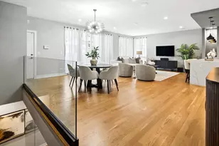 1203 W Superior St, Chicago, IL 60642 - Photo 8